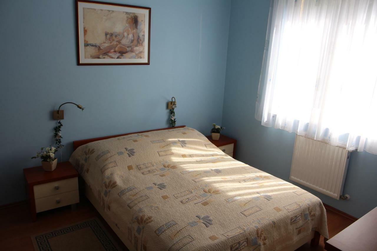 פוביירובו Apartment Jola מראה חיצוני תמונה