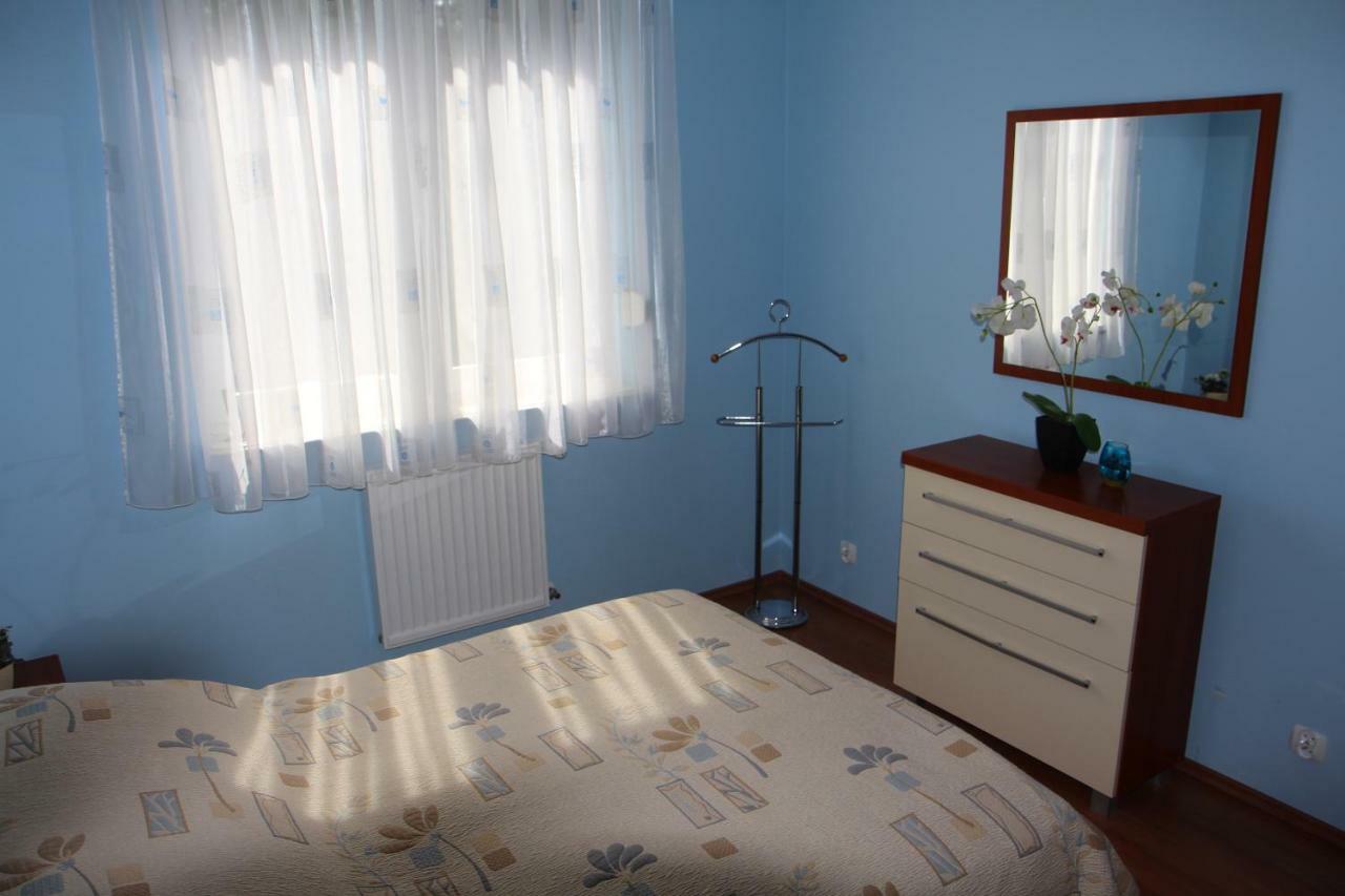 פוביירובו Apartment Jola מראה חיצוני תמונה